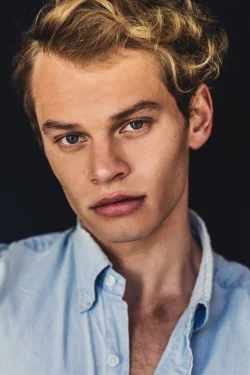 Aidan Scott