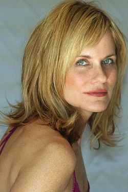 Kelly Ryan