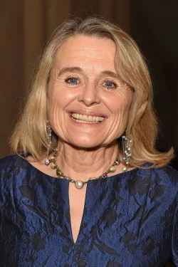 Sinéad Cusack